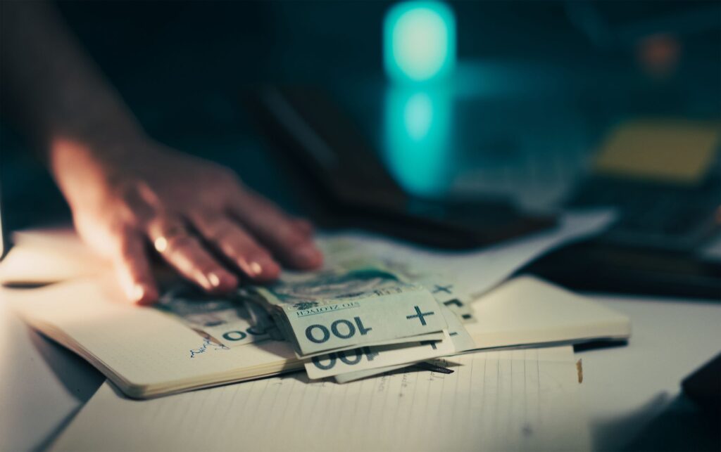 Jak napisać wniosek o pomoc finansową do fundacji? Wzór i najczęstsze błędy